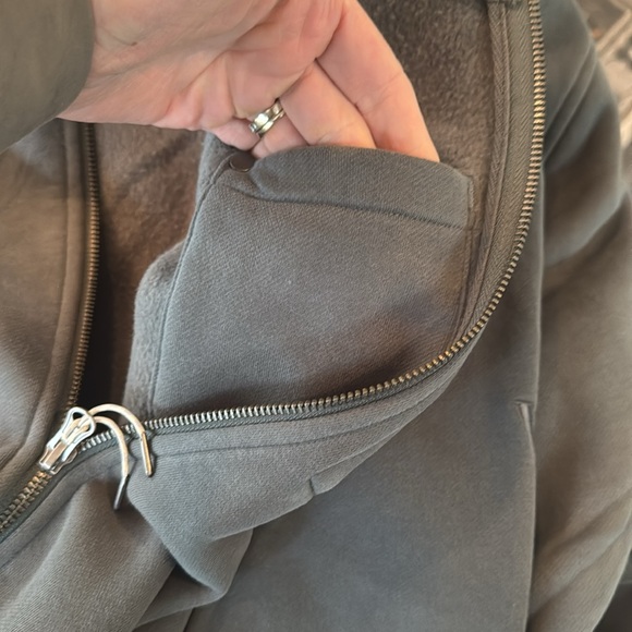 Seaside Hoodie in Smoked Beryl (NWT) - Picture 2 of 6